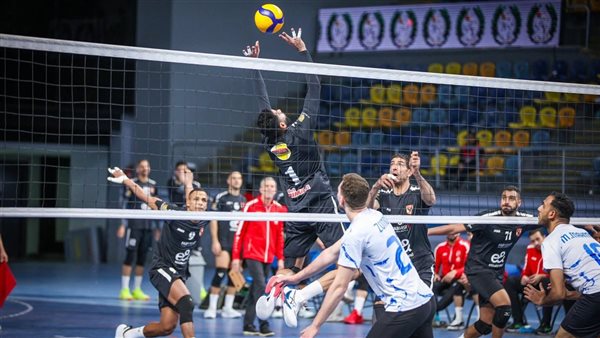 طائرة الأهلي يهزم الطيران في دوري السوبر