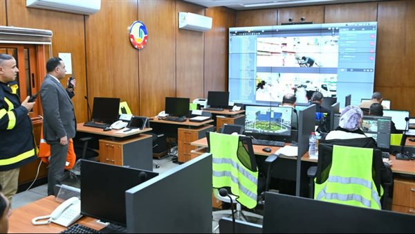 مركز التحكم والسيطرة بالبيرة يتابع رفع تجمعات مياه الأمطار