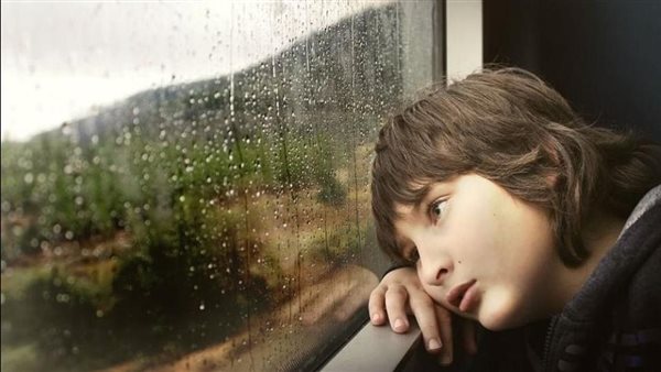 لسلامة أولادك.. كيف تحمي طفلك أثناء الأمطار الغزيرة والعواصف