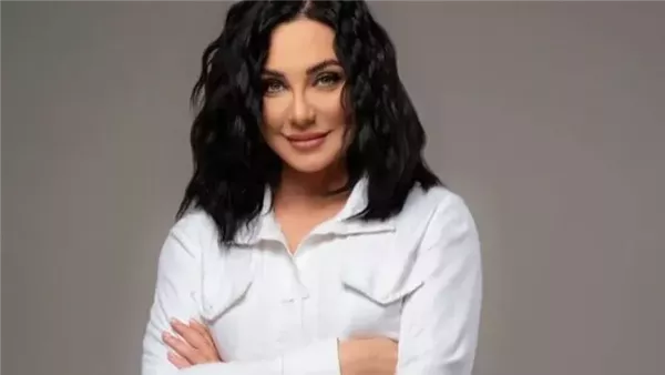 سلاف فواخرجي تكشف حقيقة تجسيد أسماء الأسد في عمل درامي