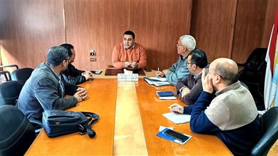 مياه البحيرة تبحث ترشيد الطاقة وتعزيز كفاءة التشغيل