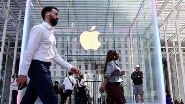 شركة آبل تعلن إيقاف منتجها الشهير بعد 20 عاما