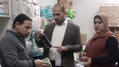 ضبط 210 قطعة حلوي منتهية الصلاحيةو 200 كيس سكر مجهول المصدر بالبحيرة