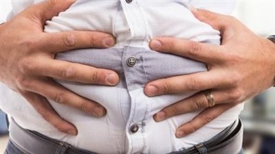 أطعمة شائعة قد تسبب انتفاخ البطن دون أن ننتبه