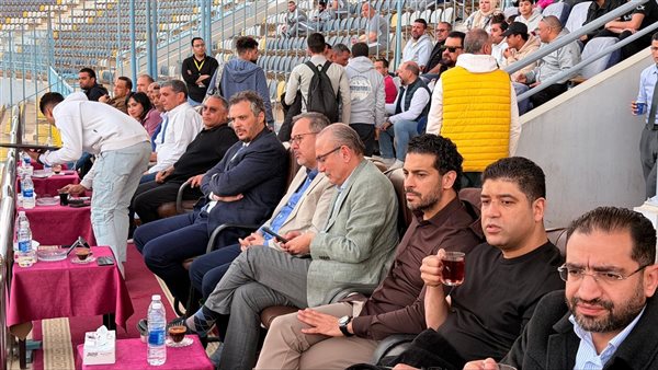 وزير الرياضة والسفير التركي يحضران مباراة بيراميدز وإنبي