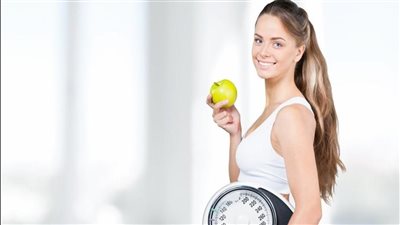 الضوء الخافت ليلًا والوزن.. دراسة تكشف تأثيرًا غير متوقع