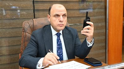 محافظ الغربية  يشدد على استمرار التوعية لضمان الالتزام بقرار الغلق