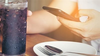 تعرف على أضرار تناول المشروبات الغازية يوميًا
