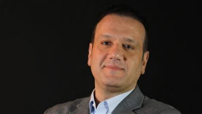 أستاذ جراحات مناظير يحذر من خطورة تجاهل أعراض بطانة الرحم المهاجرة