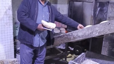 التحفظ على 44 شيكارة دقيق مدعم بالدقهلية 