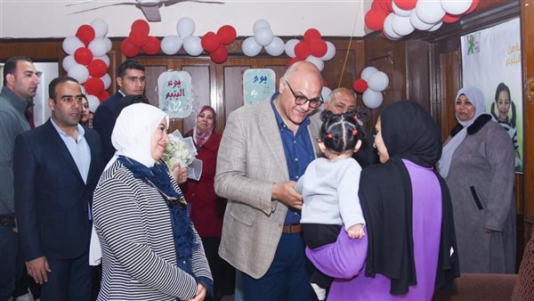 محافظ الإسكندرية يتفقد دور رعاية الأيتام بحي شرق احتفالًا بيوم اليتيم