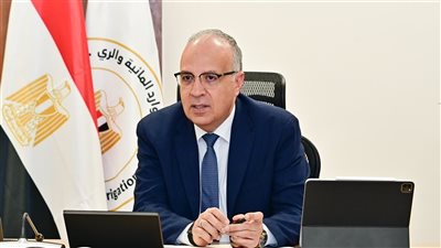 وزير الري يلتقي الممثل المقيم لبرنامج الأمم المتحدة الإنمائي لبحث التعاون بمجالات المياه