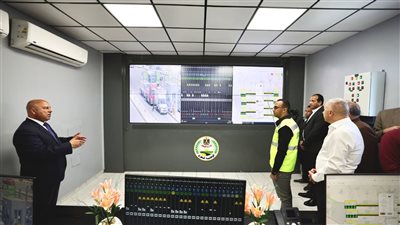 وزير النقل يجري جولة تفقدية هامة بمشروع منظومة النقل الذكي بطريق( شبرا – بنها الحر)  