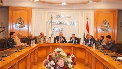 شُعبة المستلزمات الطبية تناقش آليات دعم استقرار السوق