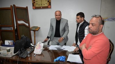 محافظ الدقهلية يتابع أعمال اللجنة المفاجئة للتحليل عن تعاطي المخدرات