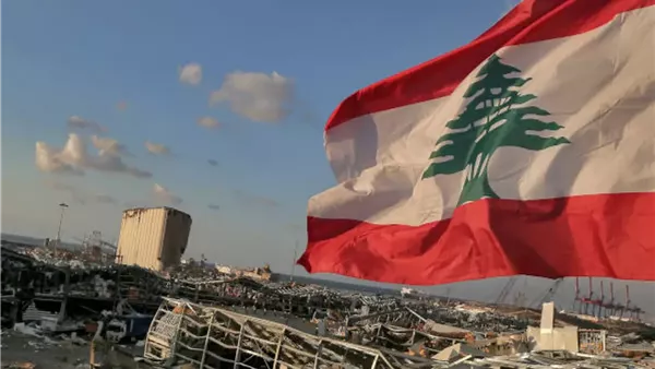 إعلام لبناني: سماع أصوات انفجارات وتبادل لإطلاق النار في بنت جبيل