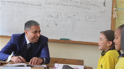 وكيل تعليم الجيزة بعد جولة مفاجئة بمدارس الهرم:  برامج فورية لإنقاذ الضعاف قرائياً