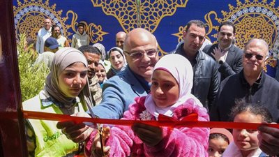 محافظ الإسكندرية يفتتح مشروع تطوير قرية بغداد بالعامرية 