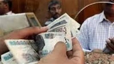 زيادة الأجور والمعاشات في مصر.. هل تنجح الحكومة في تخفيف الأعباء الاقتصادية؟