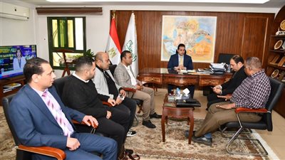 نائب محافظ الفيوم يتابع الخطط المستقبلية لأنزال الزريعة لبحيرة قارون