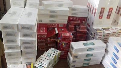 ضبط 120 علبة سجائر بدون فواتير دالة على مصدرها بالبحيرة