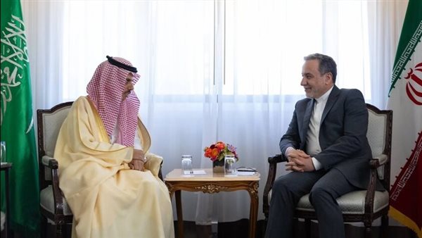 عاجل.. وزيرا خارجية إيران والسعودية يتشاوران هاتفياً حول هدنة وقف إطلاق النار