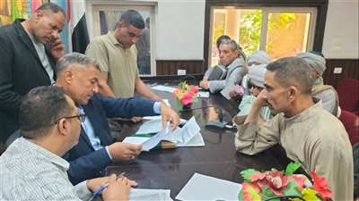 رئيس مدينة قوص يعقد لقاءً مع المواطنين لمناقشة ملفات التصالح 