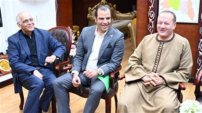 محافظ الغربية يلتقي أعضاء مجلسي النواب والشيوخ لبحث مشكلات الدوائر