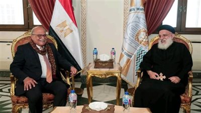 وفد نقابة المهندسين يهنئ الكنيسة بعيد القيامة في المقر البابوي بالإسكندرية