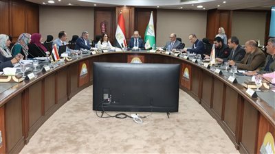 محافظ الجيزة: منح تراخيص جديدة للمساحات الإعلانية لتعظيم الموارد المالية