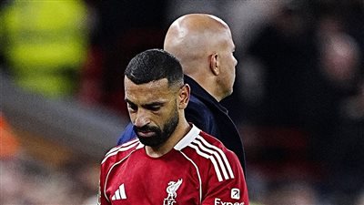 لاعب ليفربول السابق يدعم محمد صلاح ويهاجم سلوت بعد خسارة الريدز