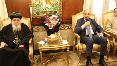 محافظ المنيا يهنئ القيادات الكنسية بعيد القيامة المجيد 