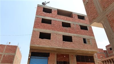 محافظ الجيزة يضبط حالات بناء مخالف وتعديات على الأراضي الزراعية
