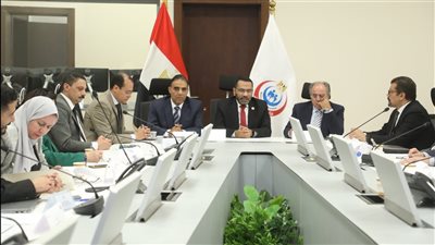 وزارة الصحة تستعرض مستجدات تنفيذ مبادرات صحة المرأة الرئاسية خلال اجتماع اللجنة القومية