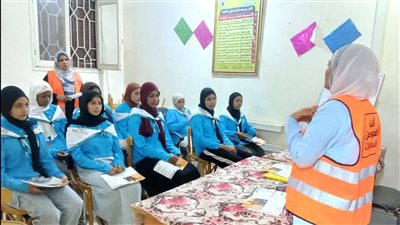 ندوة توعوية حول مخاطر الإدمان بمركز شباب الأوسط بنقادة بقنا