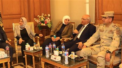 محافظ القليوبية يهنئ الأنبا نوفير أسقف شبين القناطر بعيد القيامة المجيد