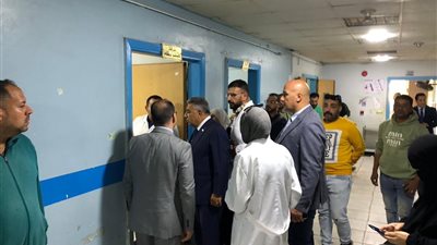 محافظ الدقهلية  يتابع انتظام العمل بمستشفى بلقاس 
