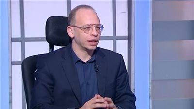 عضو نقابة أطباء يحذر من إجراء أي تدخلات تجميلية في 