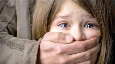 اغتيال البراءة .. أطفال يدفعون فاتورة جحود المحارم 