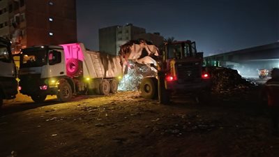 الجيزة ترفع 1450 طن مخلفات بحملات مكبرة بالمنصورية وأرض الرخام بالمنيرة الغربية