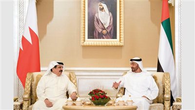 بن زايد يبحث مع ملك البحرين التطورات الإقليمية