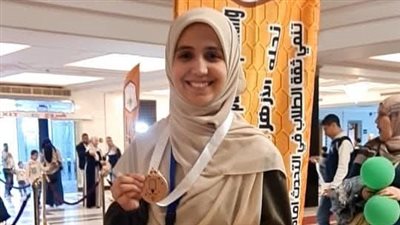 فوز طالبتين بأزهر الإسماعيلية في مسابقة نحلة التهجي بالإنجليزي 