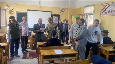 وكيل تعليم الإسماعيلية يتابع امتحانات التربية العسكرية