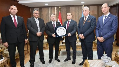  محافظ الغربية يستقبل مجلس إدارة نادي قضاة طنطا لتعزيز التعاون المشترك