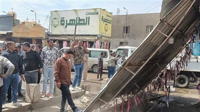 حملة  “شارع منظم.. رصيف آمن” تواصل رفع الاشغالات بالاسماعيلية
