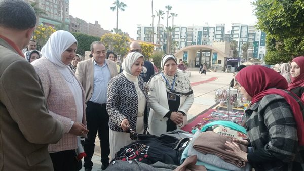 «هي والمستقبل».. منصة لعرض إبداعات المرأة الحرفية بالمنصورة