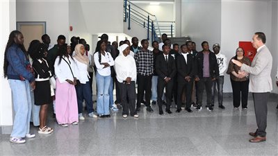 بمنحة كاملة.. 37 طالبًا من شرق أفريقيا ينضمون لجامعتي GIU وGUC