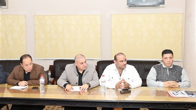 الدقهلية تبحث مشاكل المستثمرين المتعثرين بالمنطقة الصناعية بجمصة 