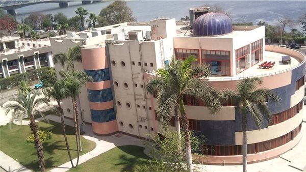 المستشفيات التعليمية تطلق المؤتمر السنوي الثامن لجراحة عظام الأطفال