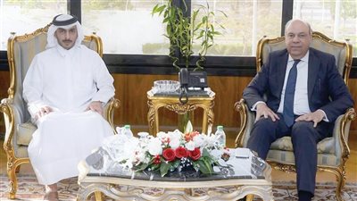 مصر تُحلّق نحو المستقبل الأخضر.. مشروع وقود الطائرات المستدام يعزز موقعها كمركز إقليمى للنقل الجوى